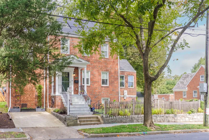 Exterior Front at 737 Whittier St NW